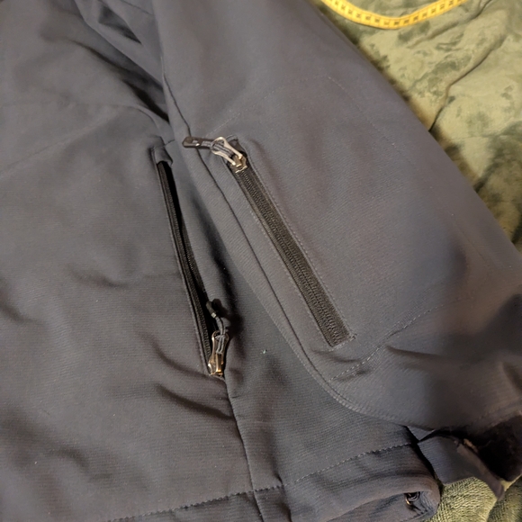 acket - Picture 6 of 9